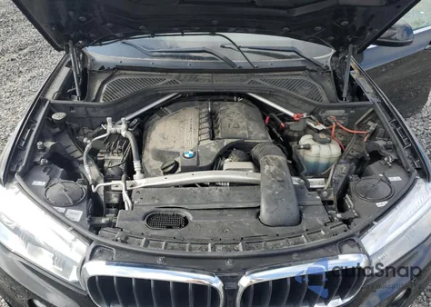 2018 BMW X5 xDrive35I z USA, uszkodzony, nr VIN 5UXKR0C52JL075299